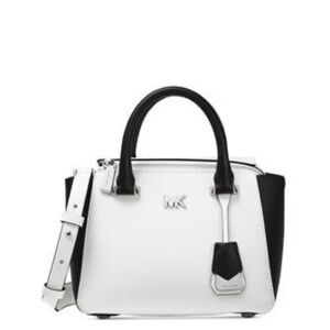 Michael Michael Kors  NOLITA MINI MESSENGER Black and White small bag